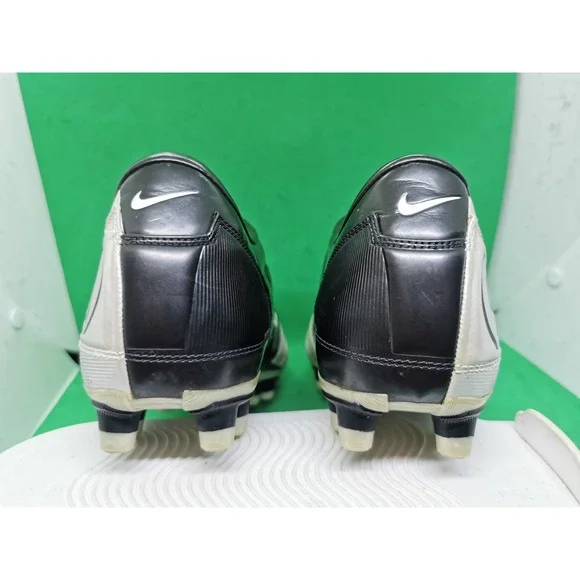 Nike Total 90 Air Zoom III Cleats Silver Black Size 10.5 Boots Soccer 308231-103